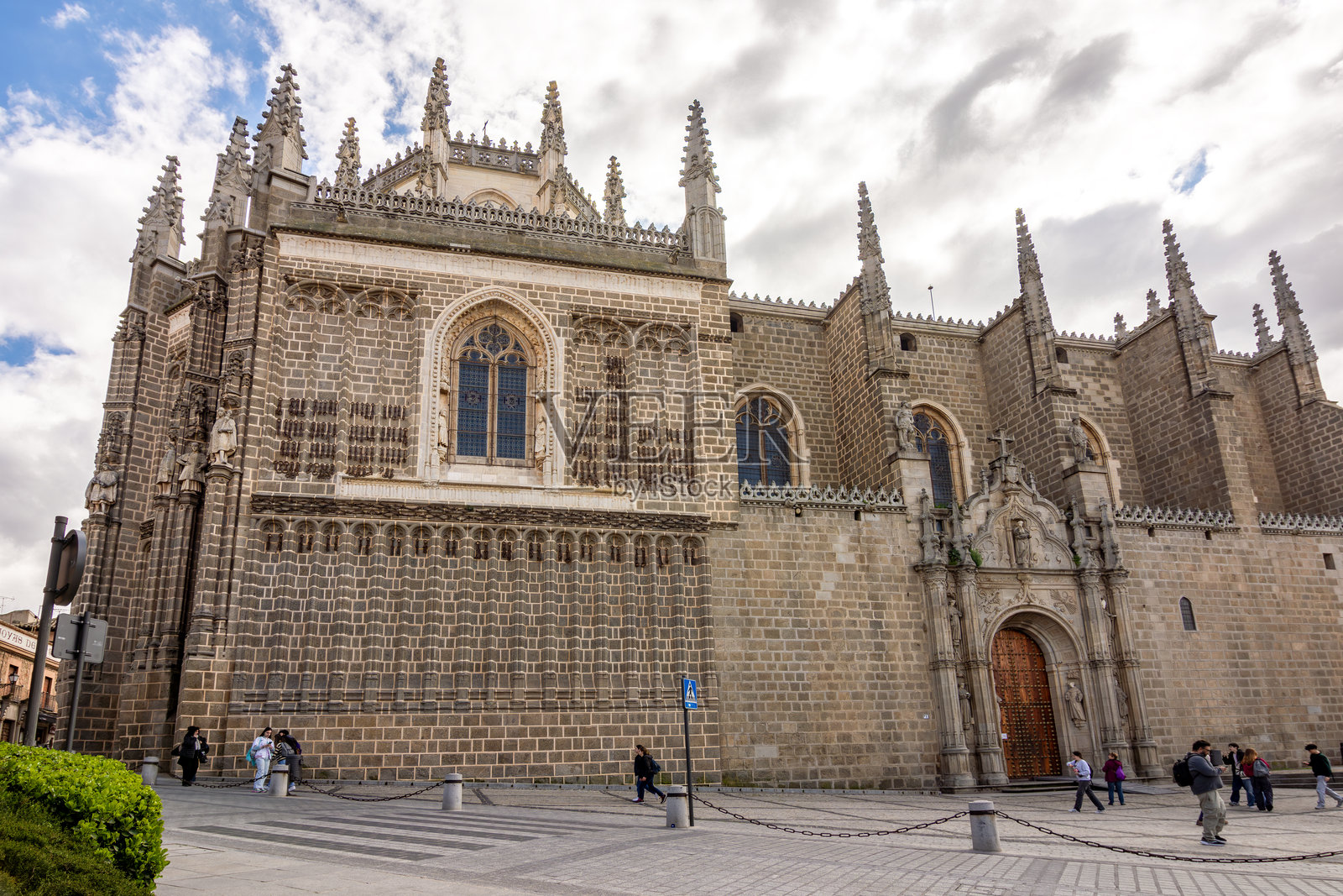 西班牙托莱多圣约翰皇家修道院（Monasterio de San Juan de los Reyes）照片摄影图片