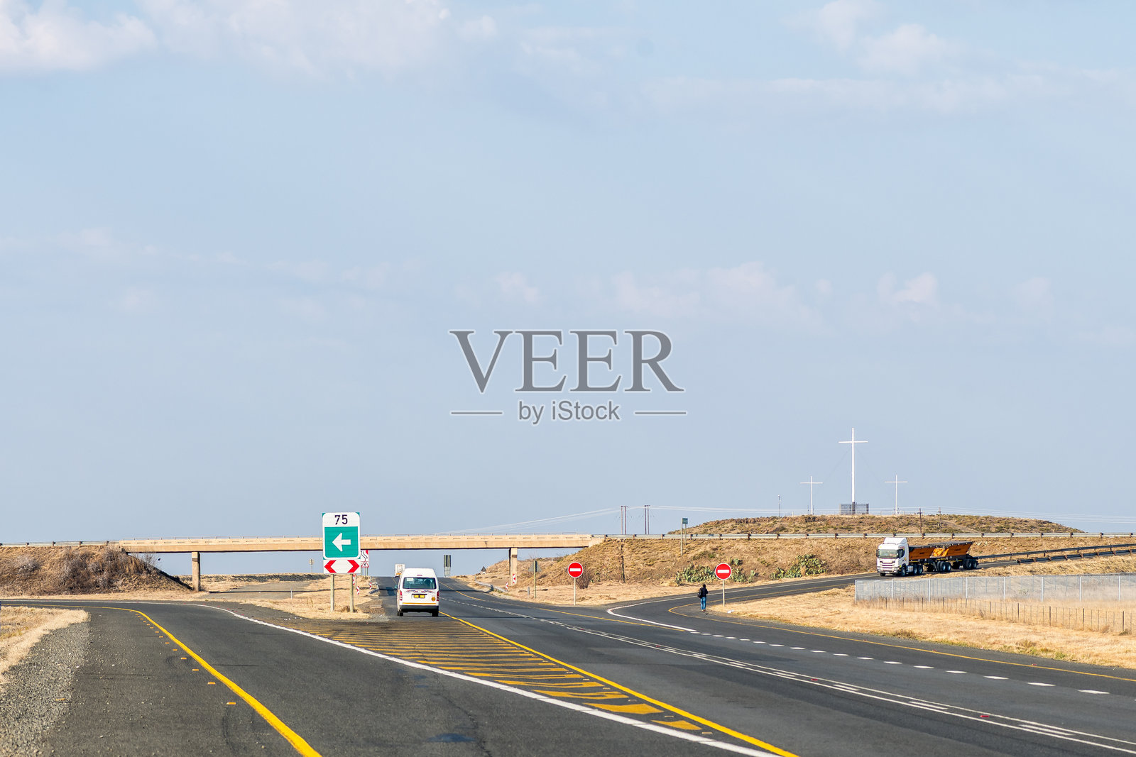 特龙普斯堡 N1公路与 R717/R704 公路交汇处照片摄影图片