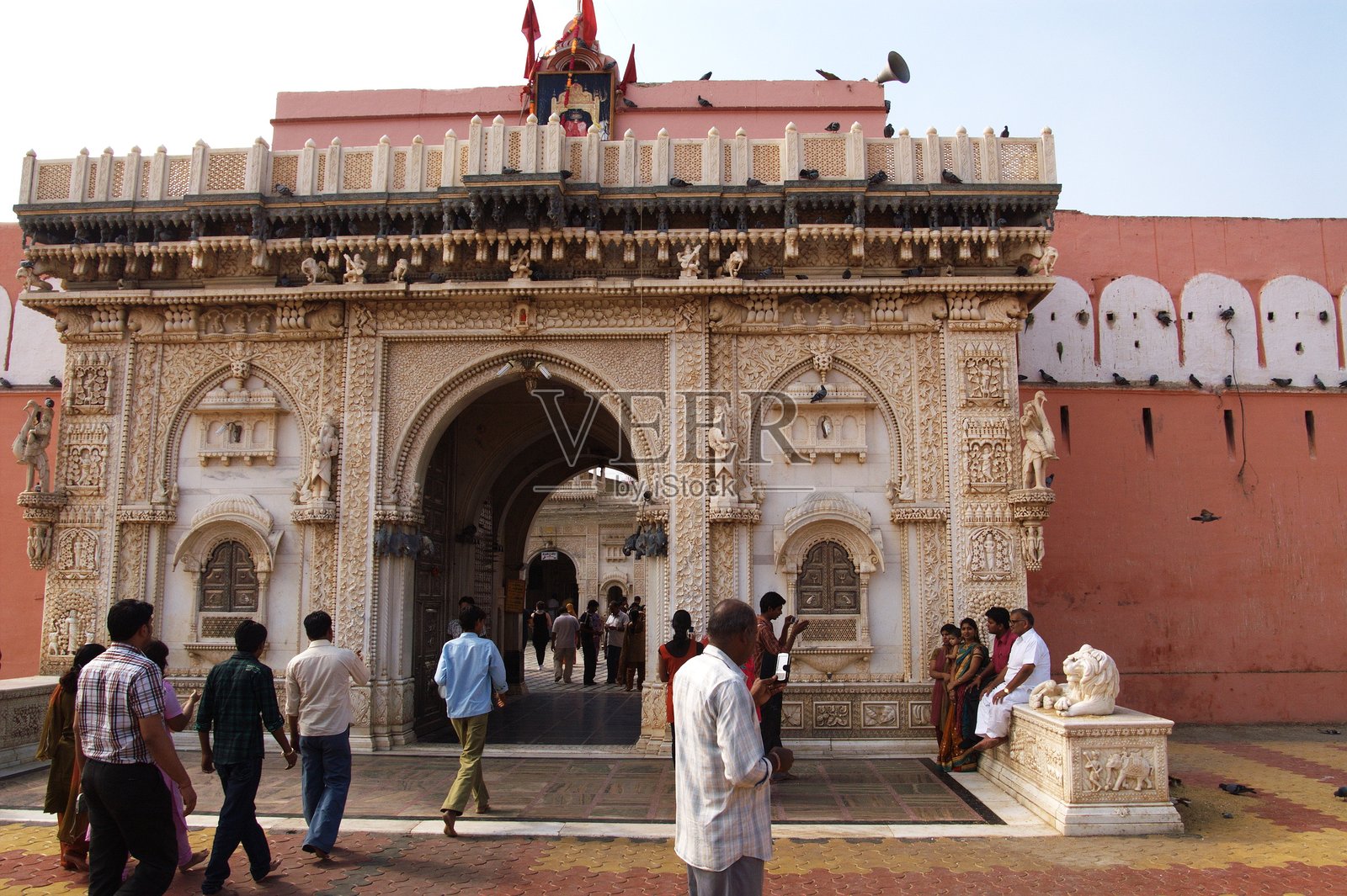 卡尼玛塔寺的第一扇门照片摄影图片