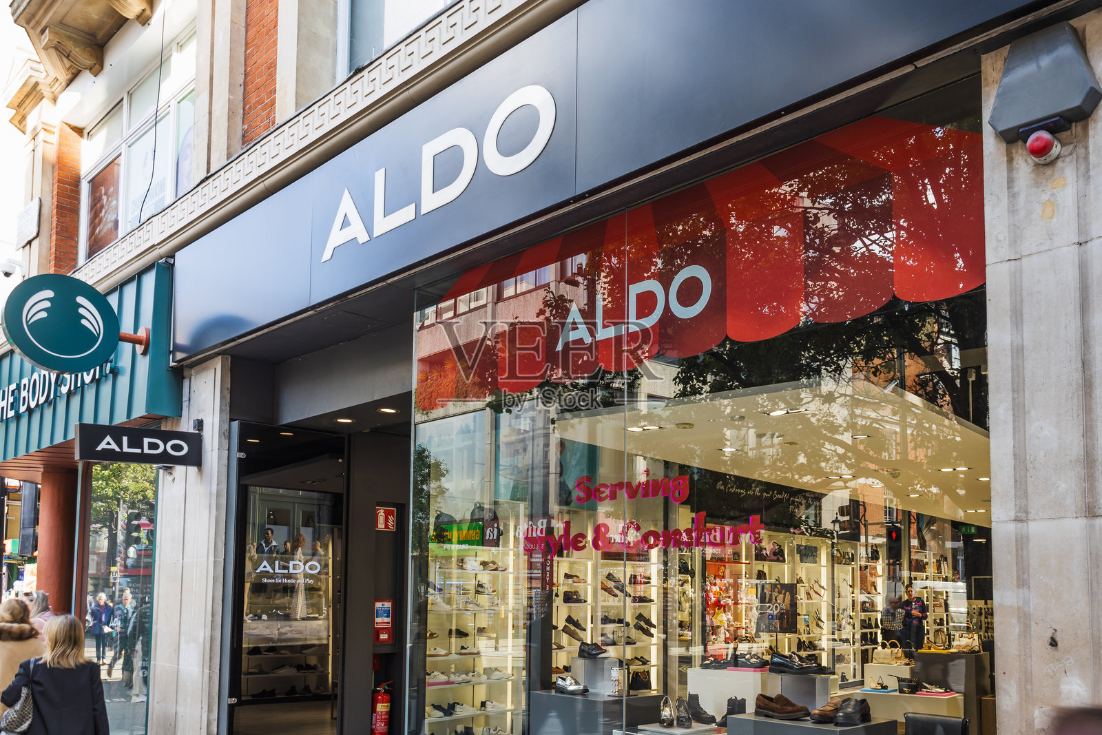 ALDO鞋店门面及品牌标识照片摄影图片