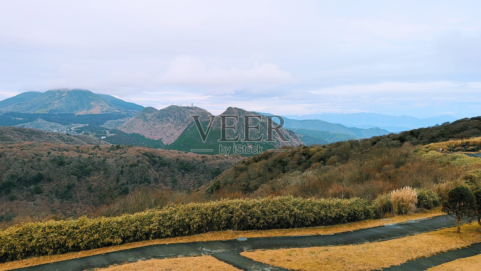 壮丽的山景照片摄影图片