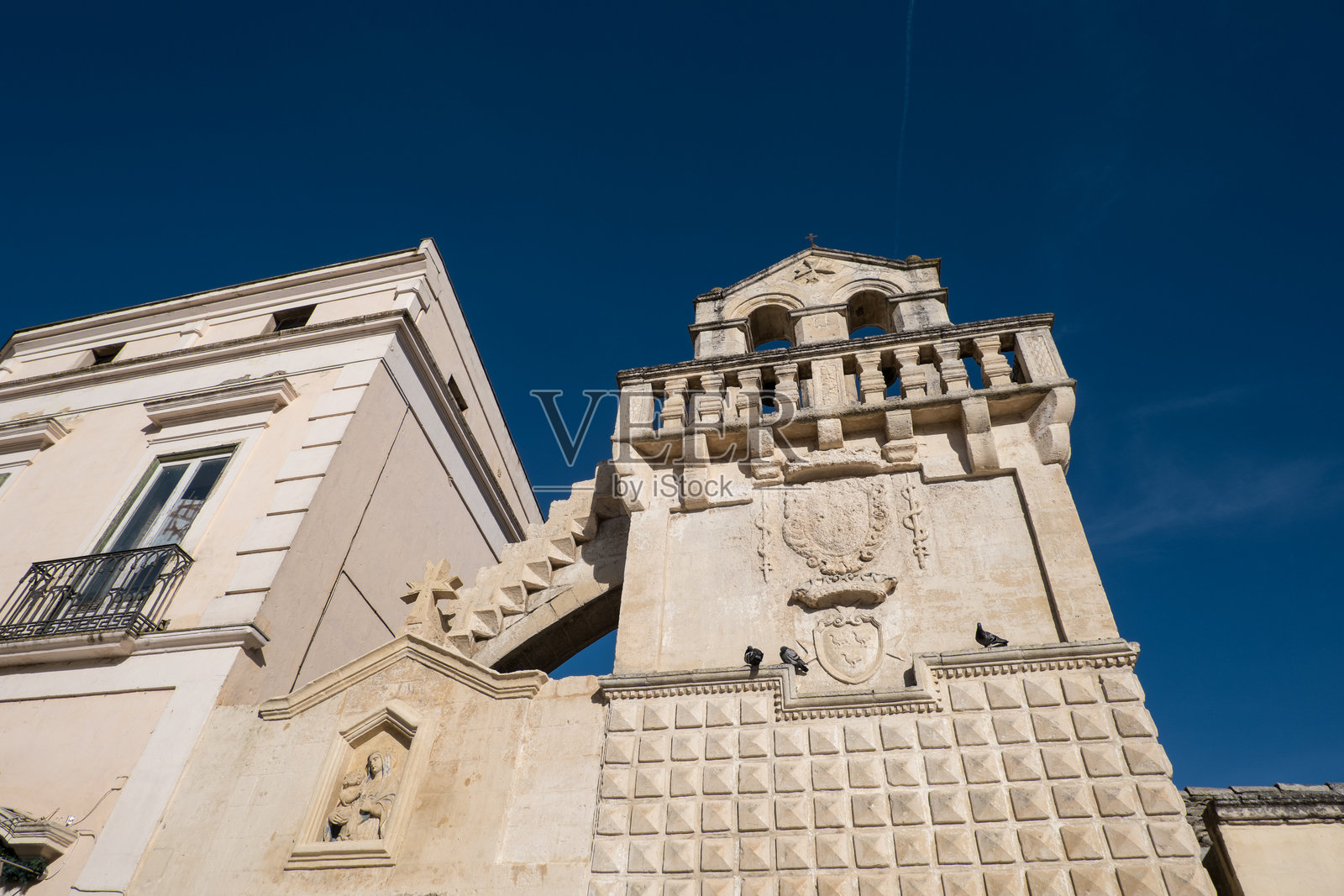 意大利马泰拉，圣母堂照片摄影图片