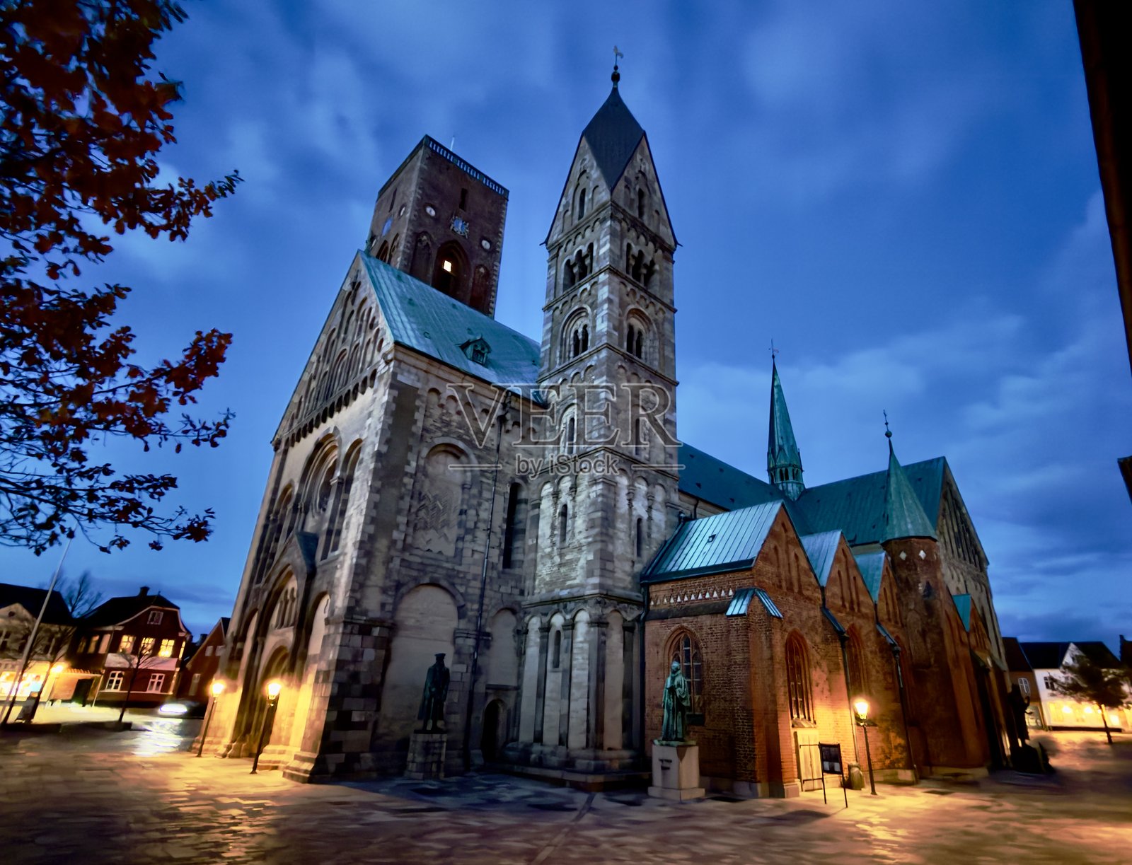 里伯大教堂照片摄影图片