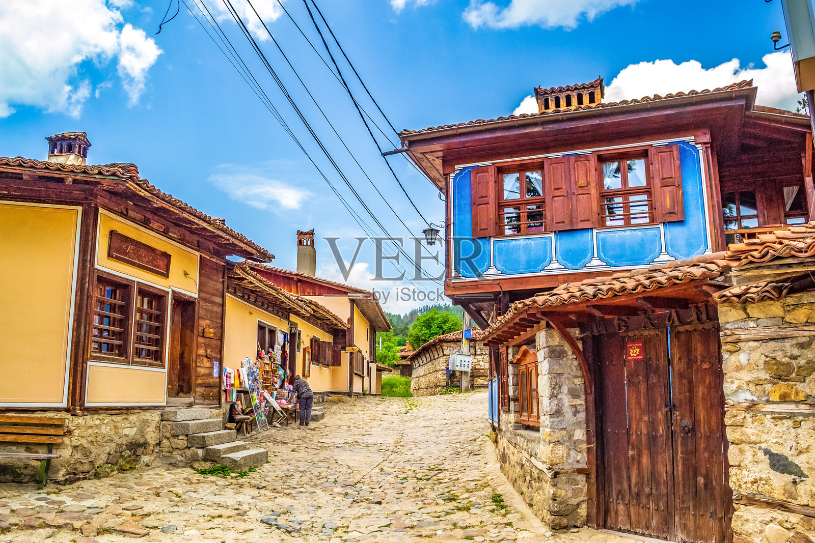 保加利亚科普里夫什蒂察的街道景观与历史传统住宅照片摄影图片