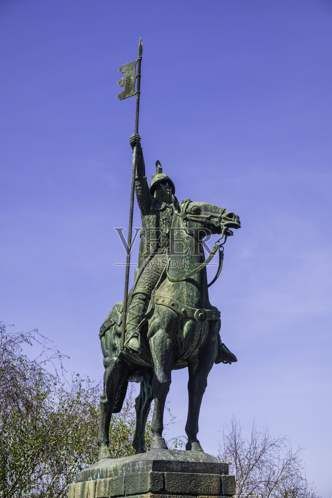 葡萄牙北部历史名城波尔图的维马拉·佩雷斯纪念碑照片摄影图片