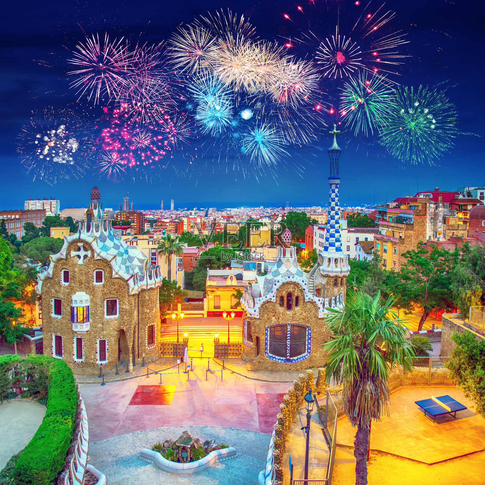 西班牙巴塞罗那的桂尔公园照片摄影图片