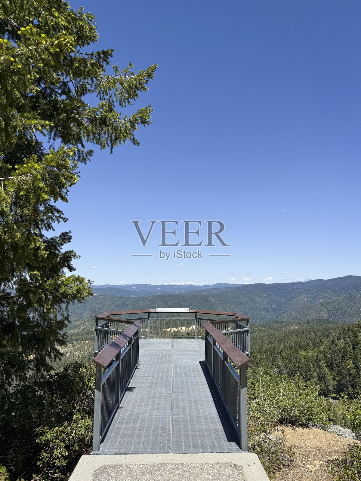 加利福尼亚州内华达市东部的风景观景点。照片摄影图片