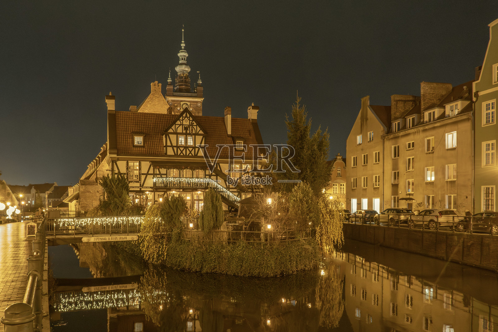 波兰格但斯克老城夜景照片摄影图片