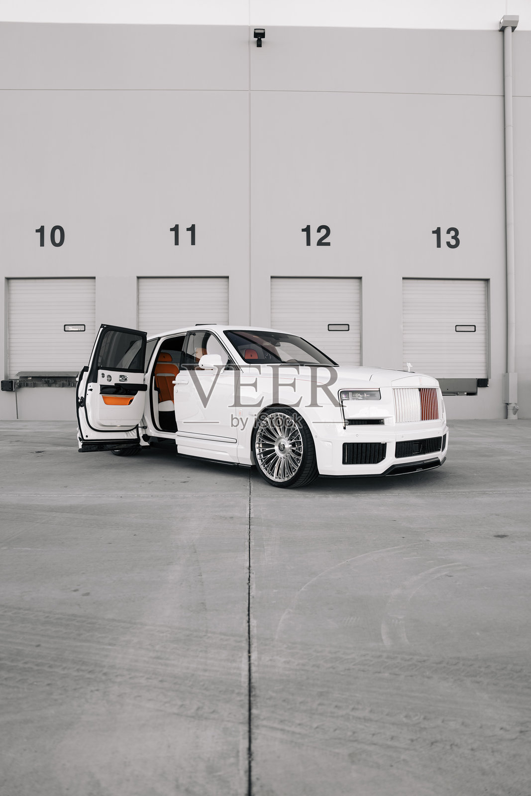 劳斯莱斯 库里南照片摄影图片