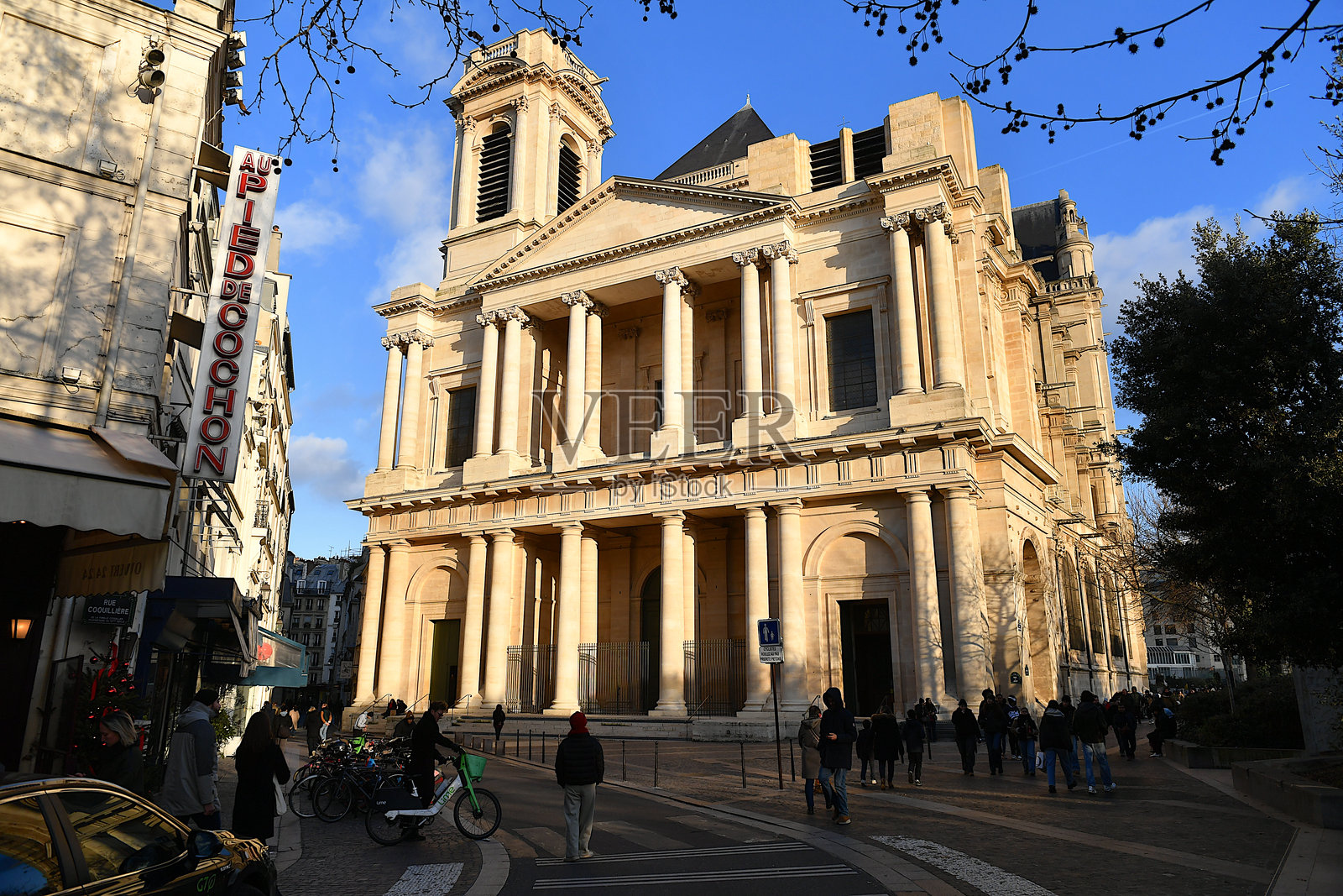 法国巴黎圣尤斯塔斯教堂照片摄影图片