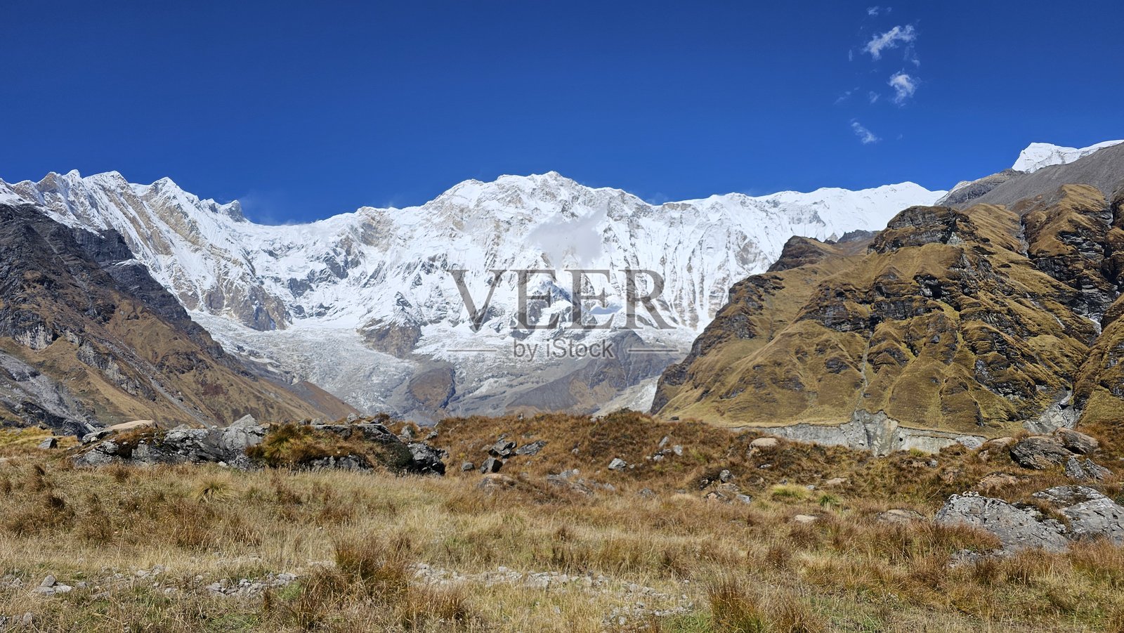 安纳布尔纳峰在晨曦中照片摄影图片