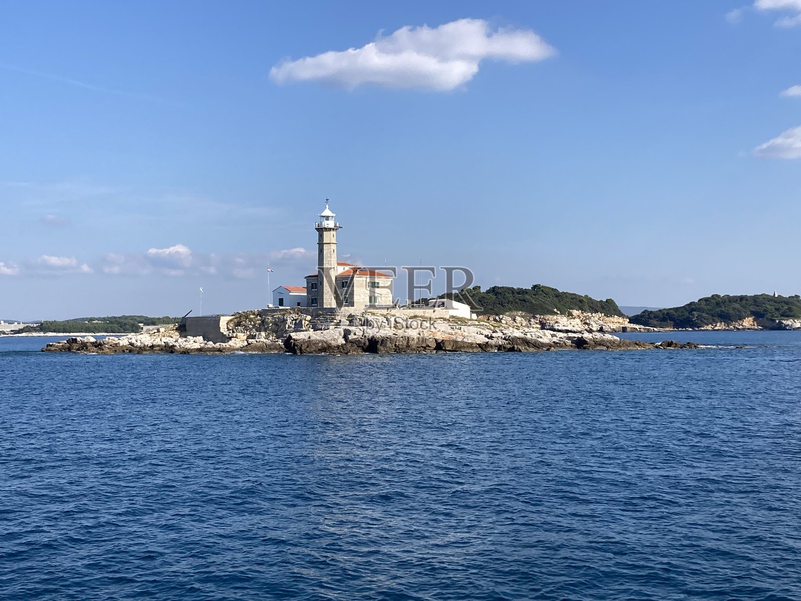 克罗地亚罗维尼周围的岛屿照片摄影图片