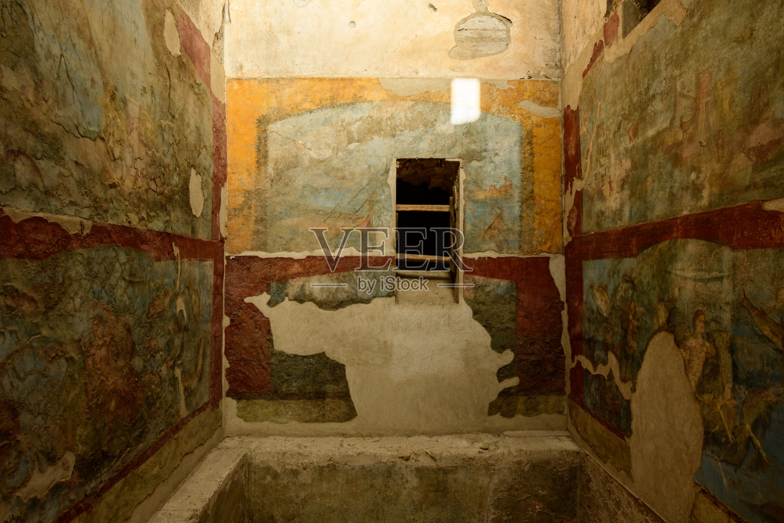 庞贝郊区浴场的风化壁画照片摄影图片