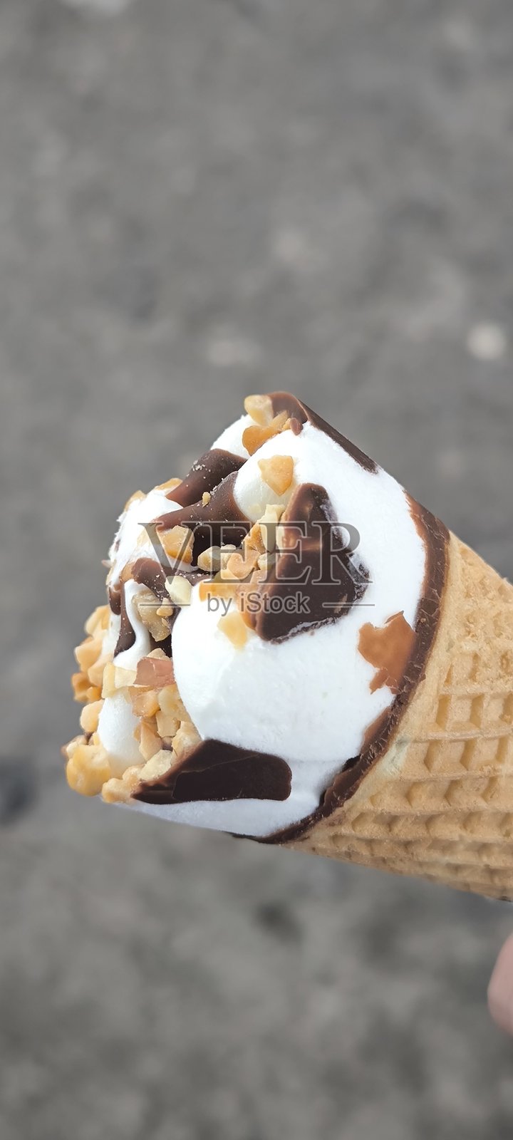 冰淇淋是一种能帮你降温的零食。照片摄影图片