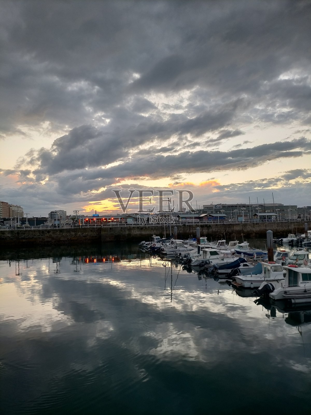 日落时分的希洪港照片摄影图片