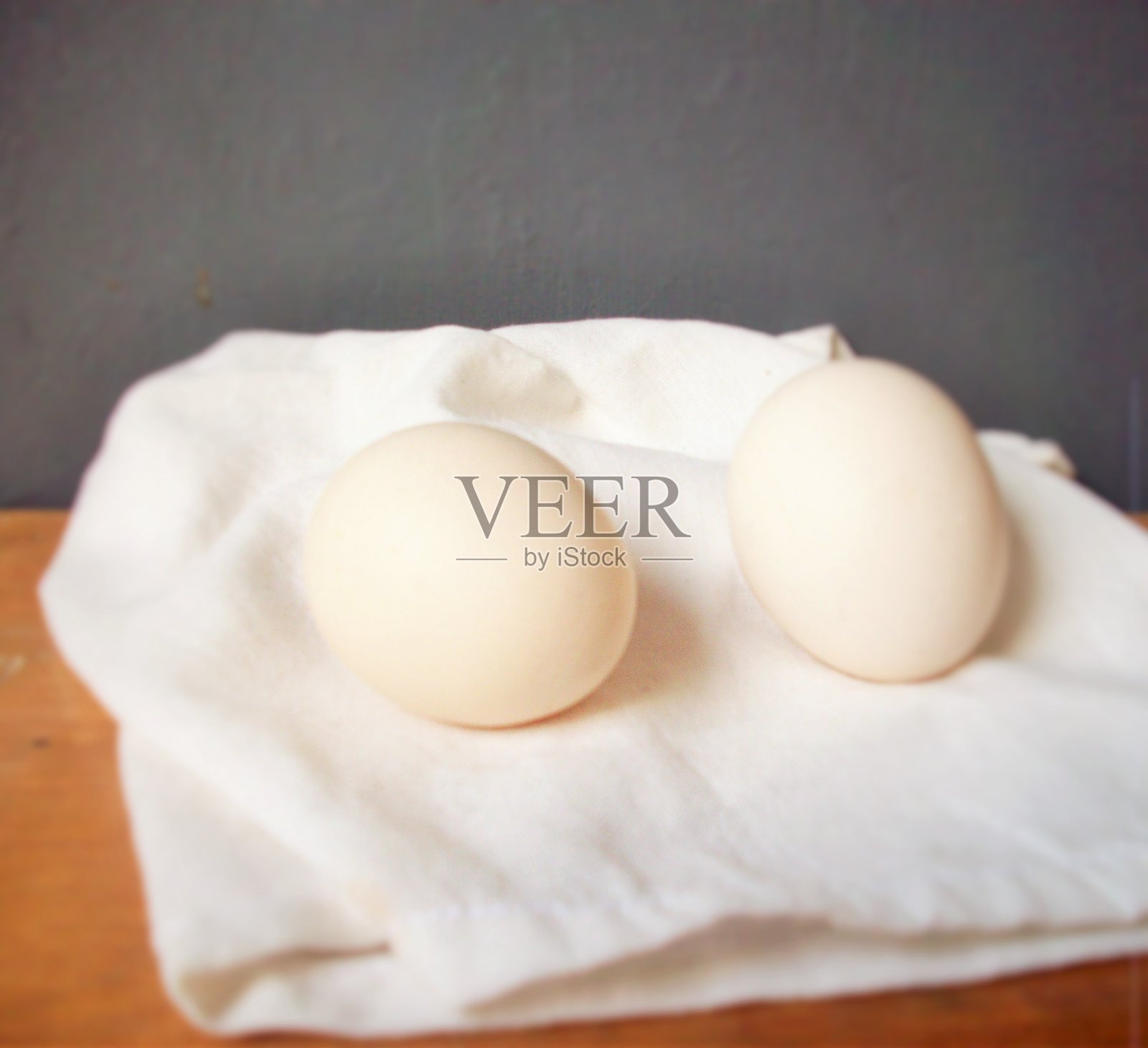 制作美味营养煎蛋卷的食材特写照片摄影图片