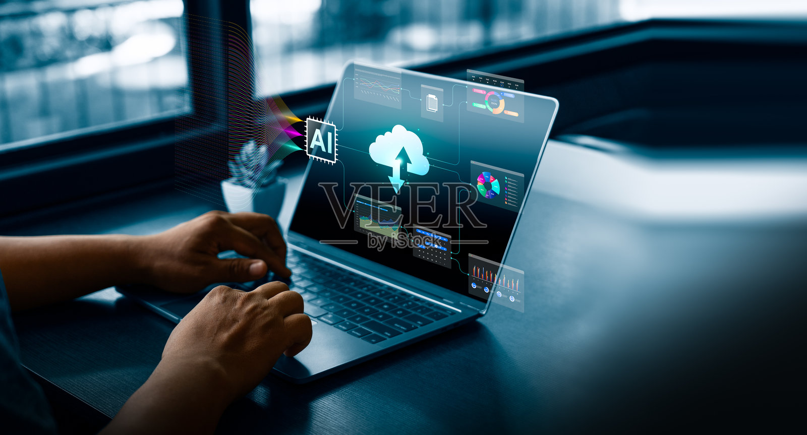 人工智能、数据集成与云计算概念，一人使用笔记本电脑展示人工智能、分析和云网络系统，以实现数字化转型和智能技术创新照片摄影图片