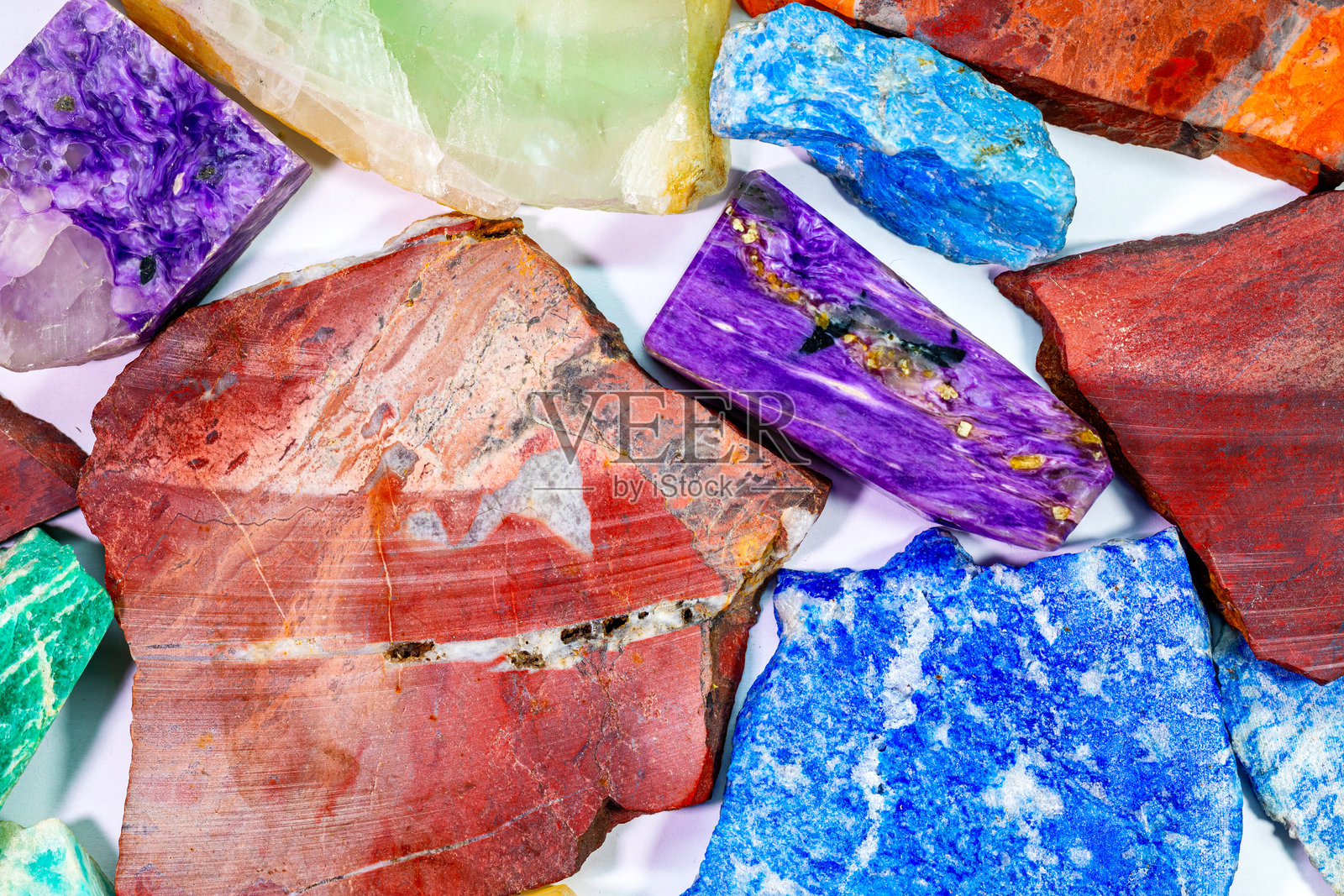 各种天然石材纹理背景。美丽的天然矿物背景。照片摄影图片