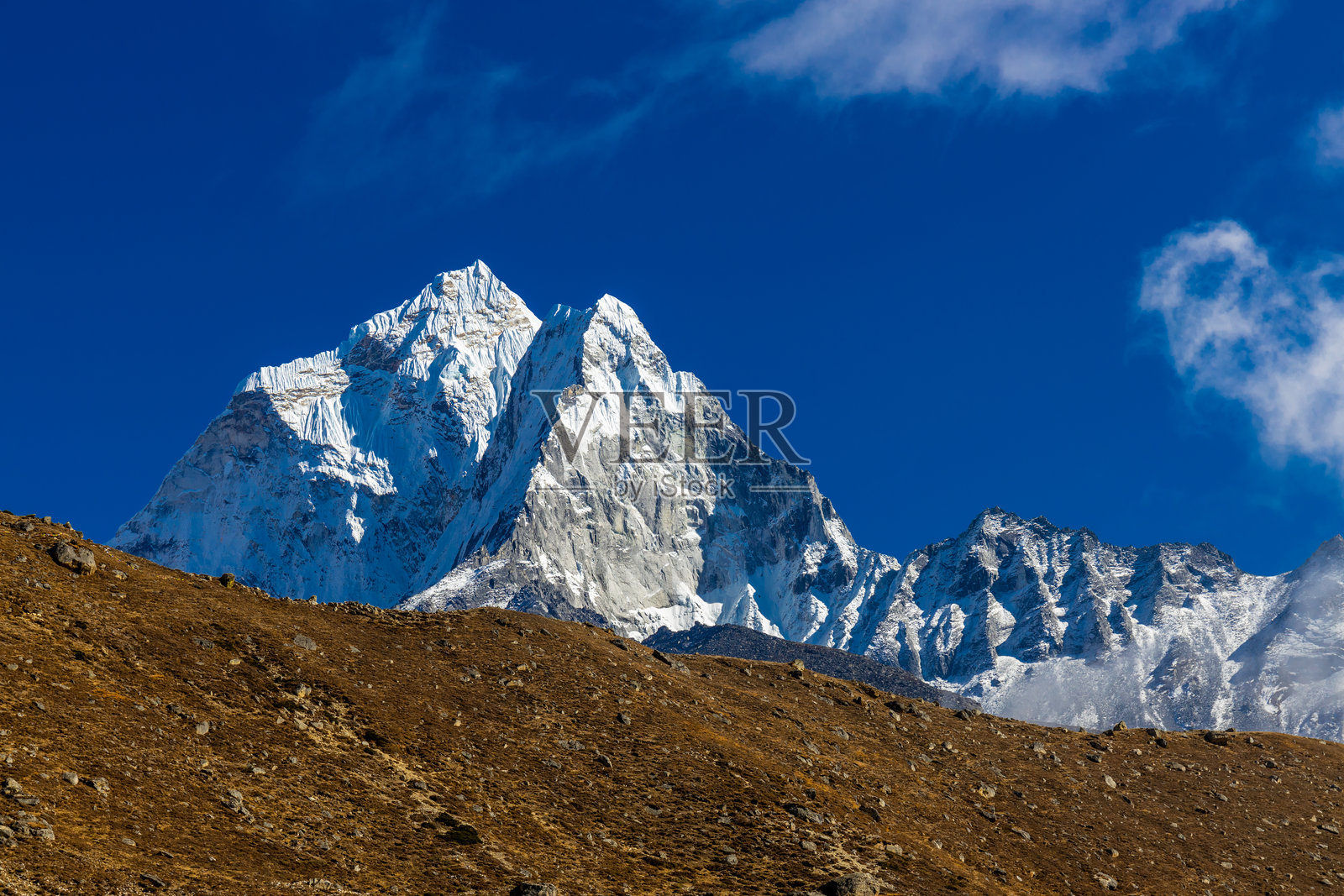 喜马拉雅山脉珠峰大本营的风景照片摄影图片