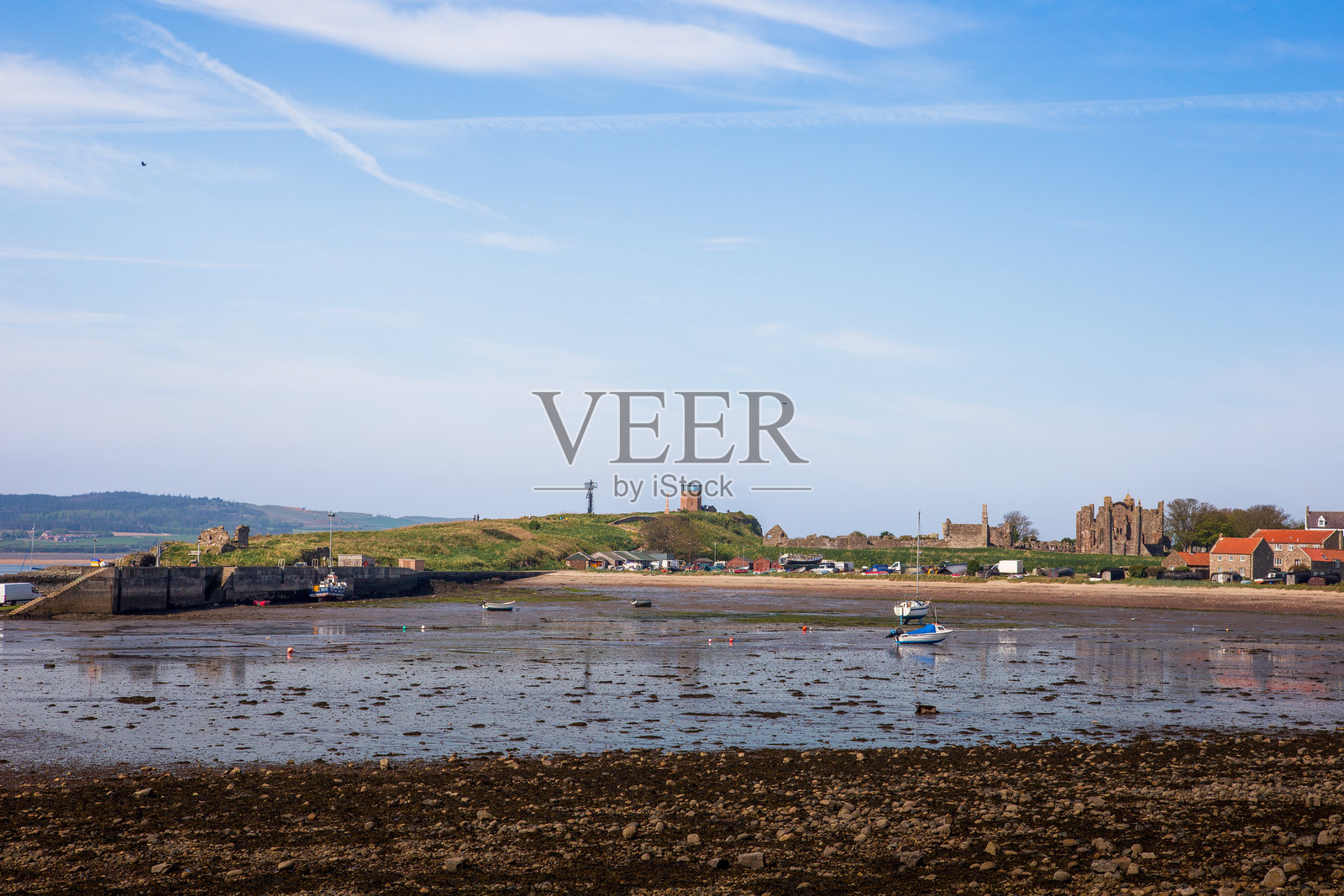 2025年4月，前往诺森伯兰郡圣岛林迪斯法恩的旅行。照片摄影图片