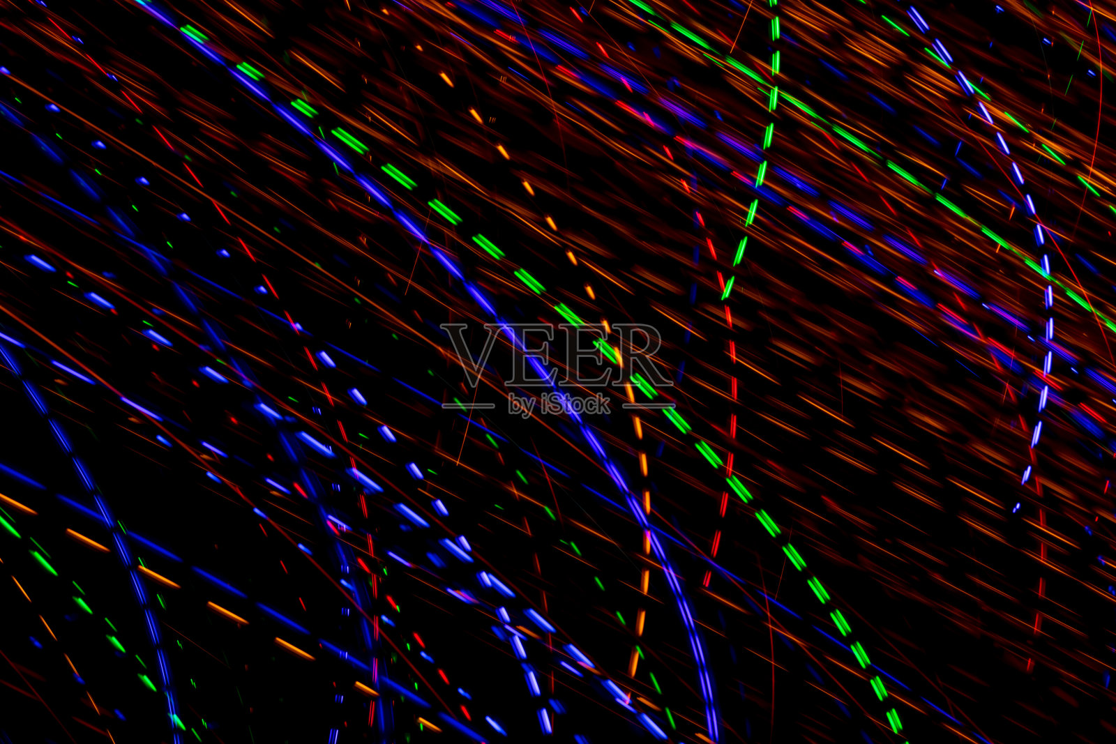 明亮光轨构成的抽象背景照片摄影图片