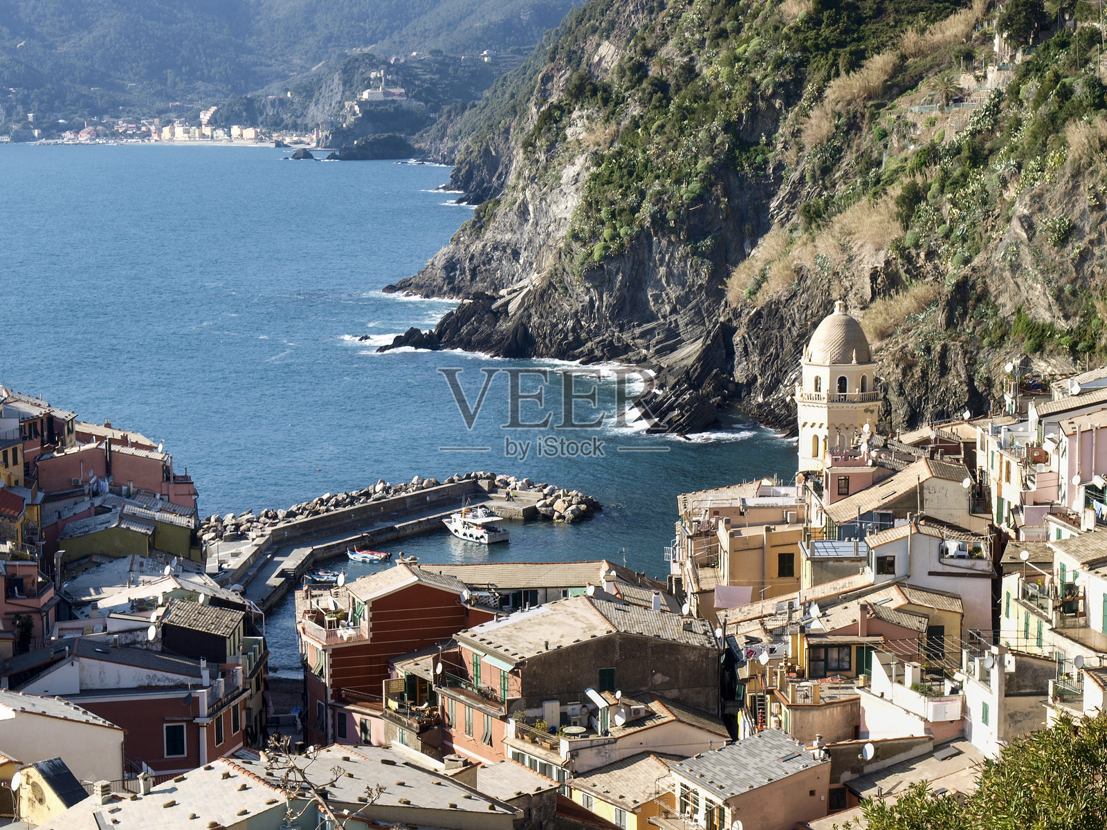 五渔村，利古里亚东海岸的村庄照片摄影图片