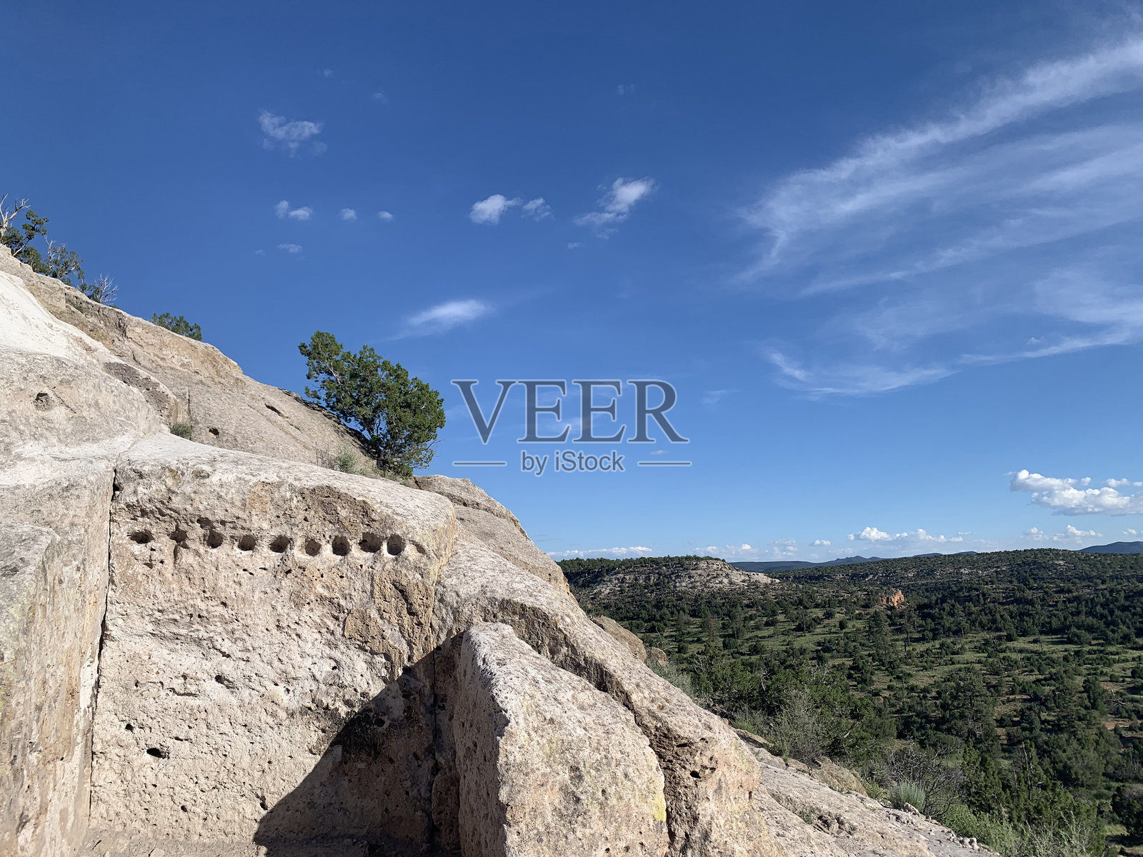 通过雕刻石头沟通，赞卡维梅萨照片摄影图片