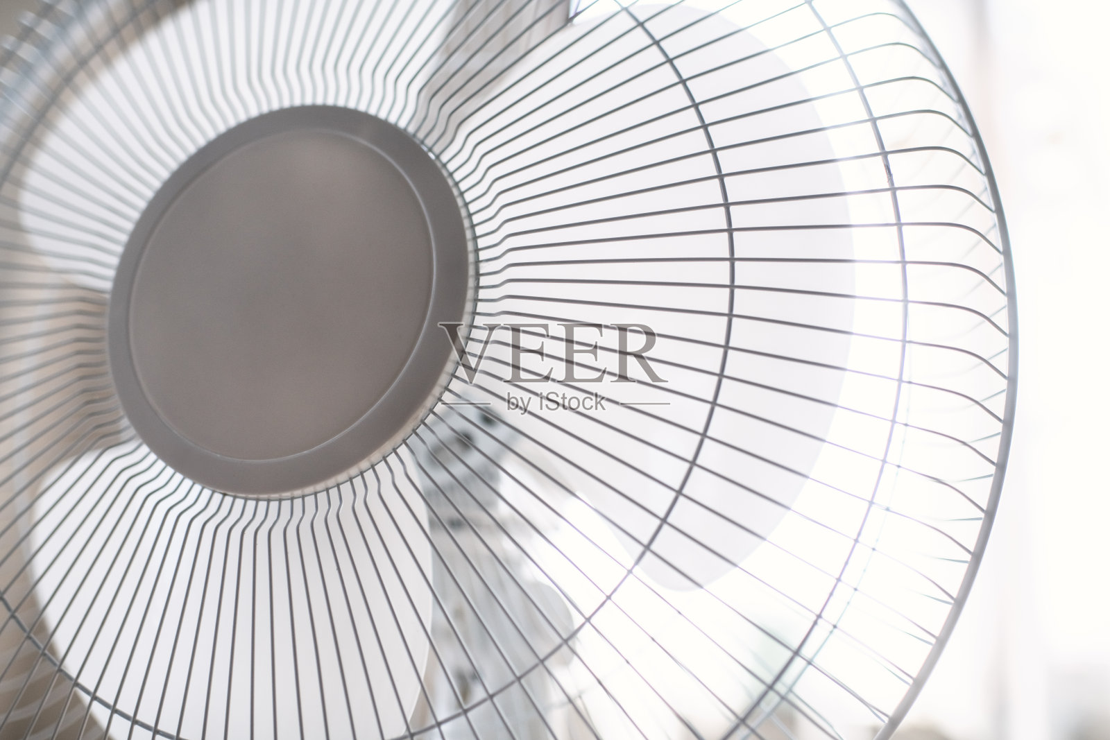 白色的家用电风扇照片摄影图片