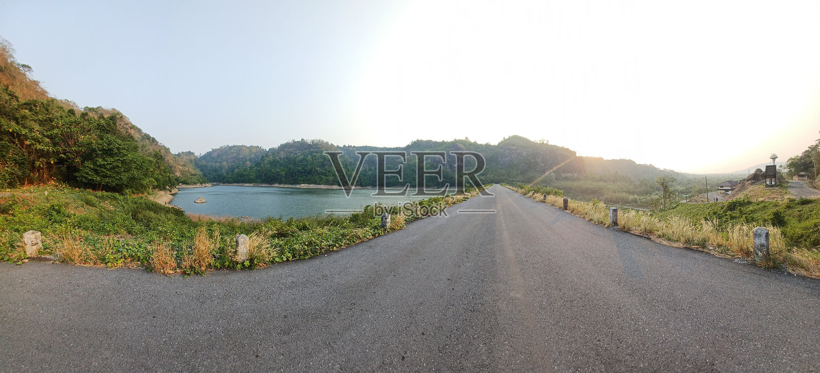 拥抱环保生活：可持续实践与自然和谐照片摄影图片