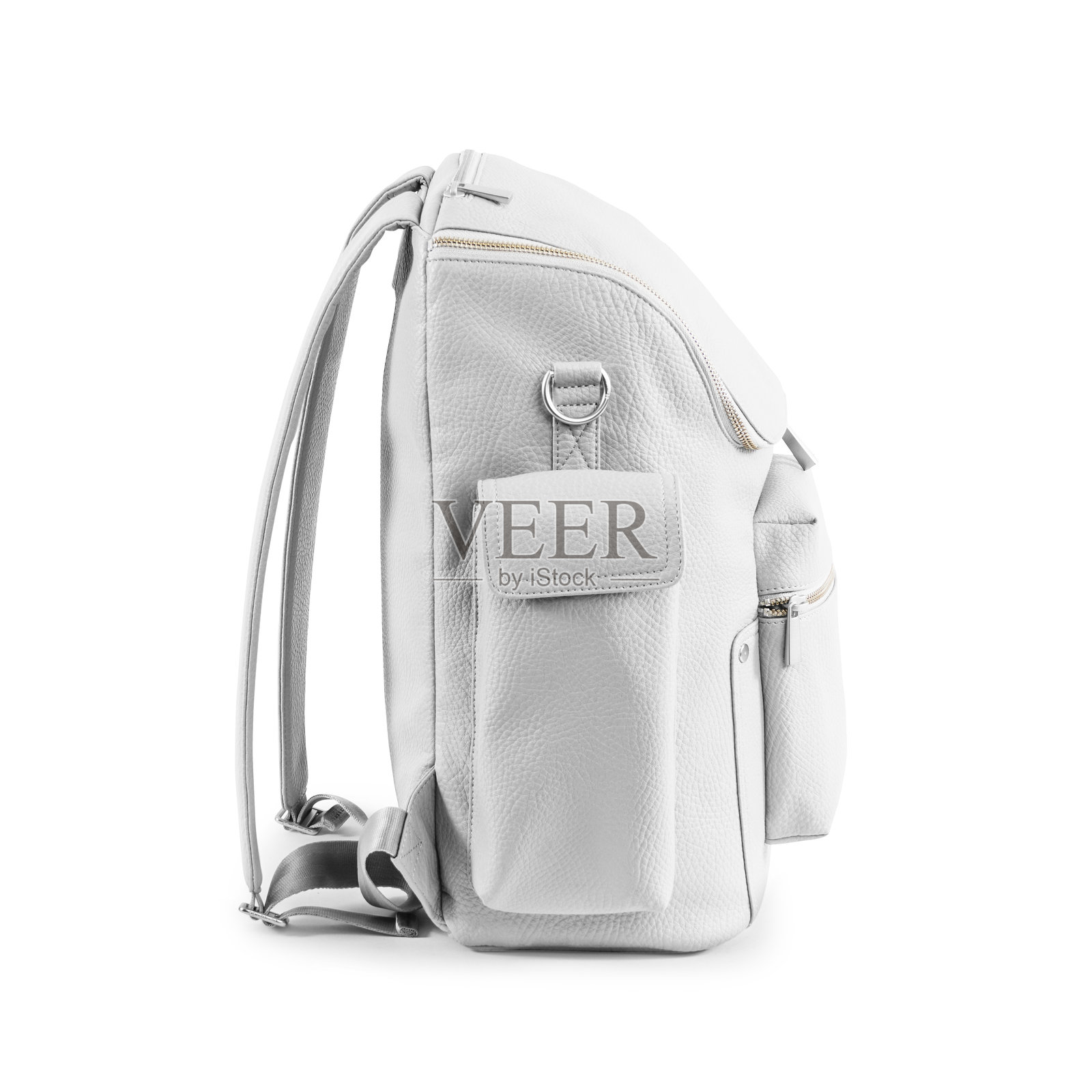 白色皮革背包，孤立在白色背景上。侧视图书包，带拉链的宽敞前袋隔层。旅行日用背包。带肩带的书包。女士背包带水壶袋照片摄影图片