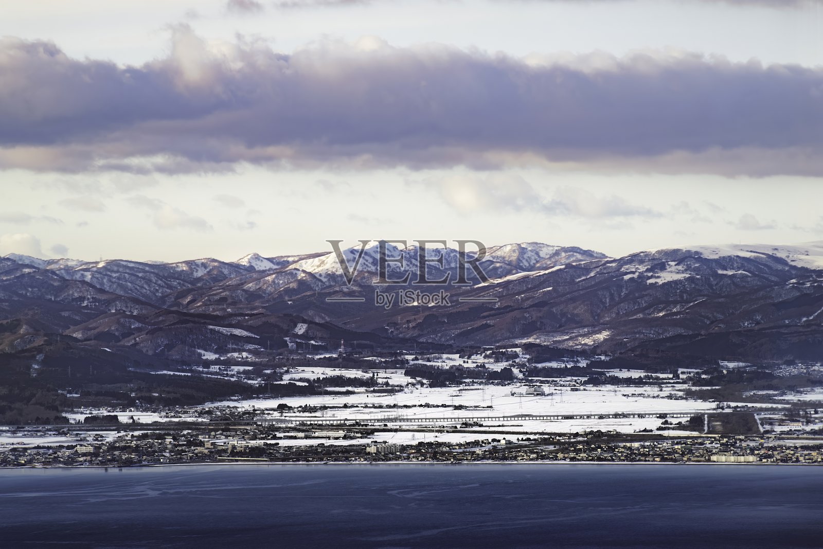 漂浮的棉花糖照片摄影图片