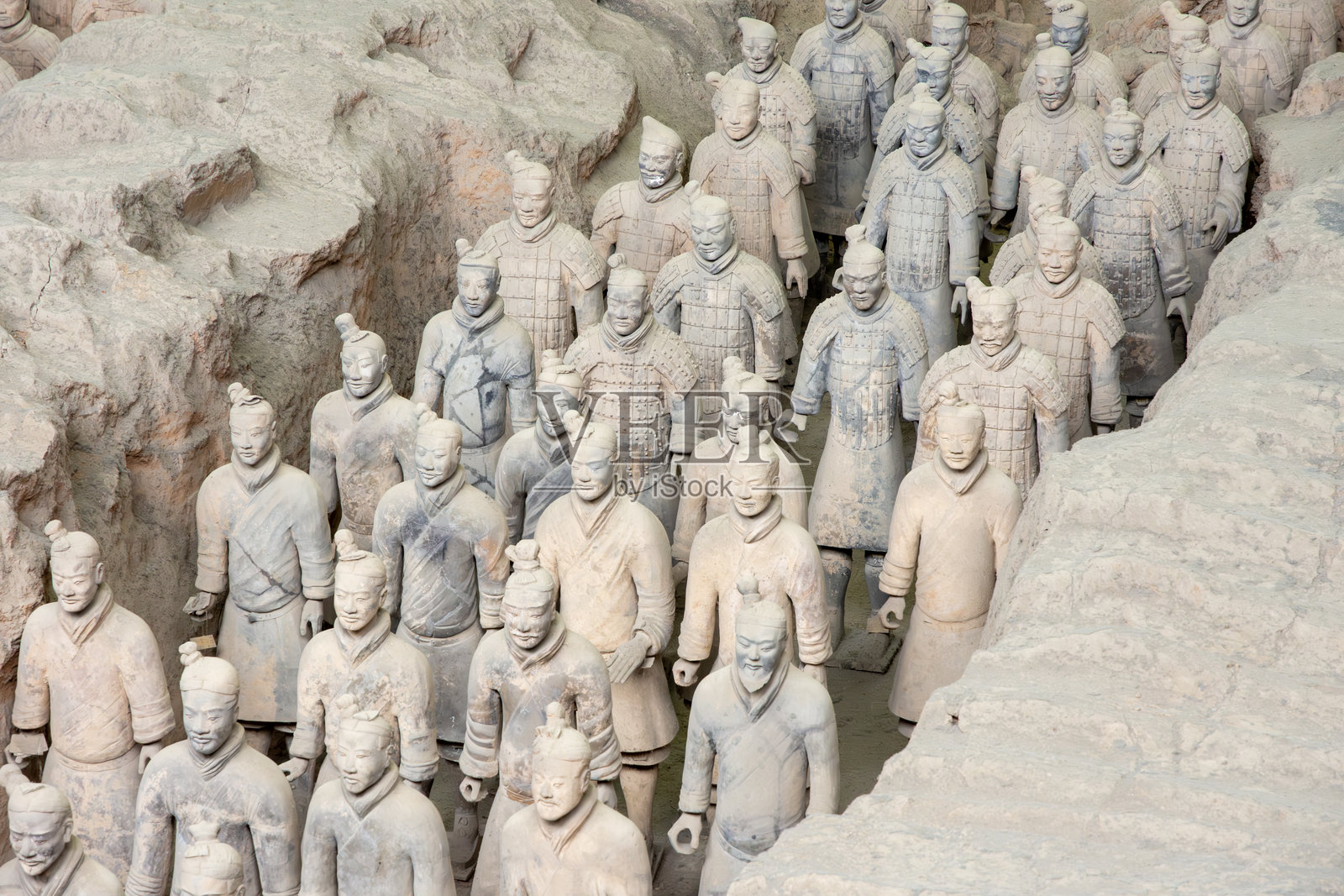 秦始皇陵兵马俑,位于中国陕西省西安市。照片摄影图片