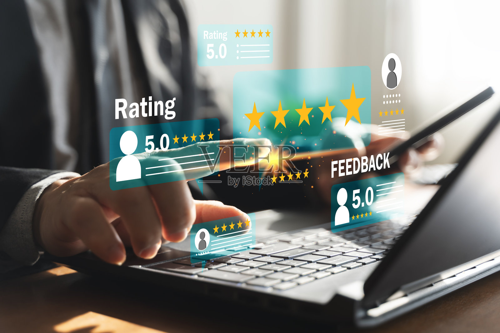 笔记本电脑和平板电脑上的五星评级反馈界面，供客户评论照片摄影图片