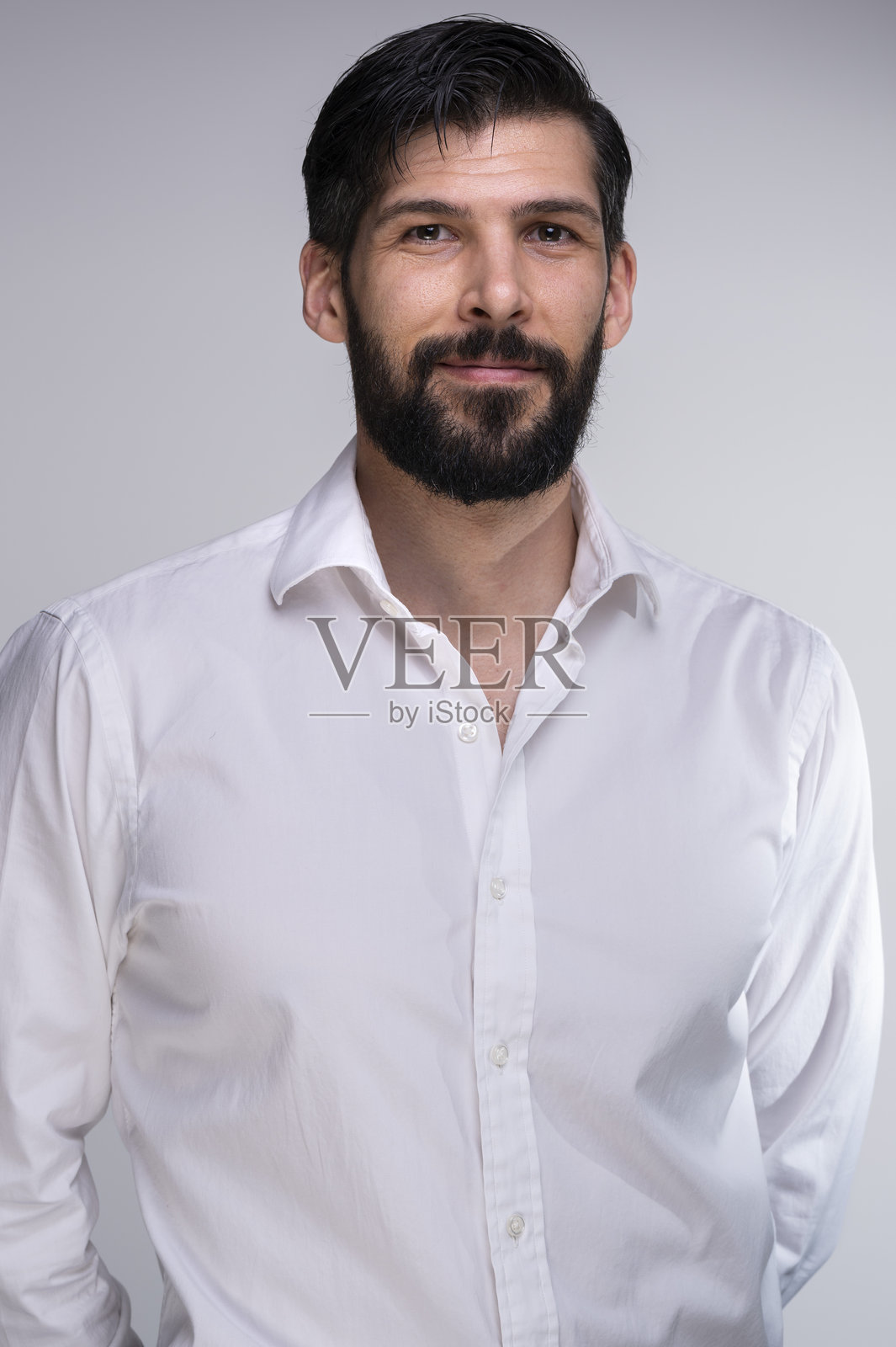 身穿白衬衫的男士企业照照片摄影图片