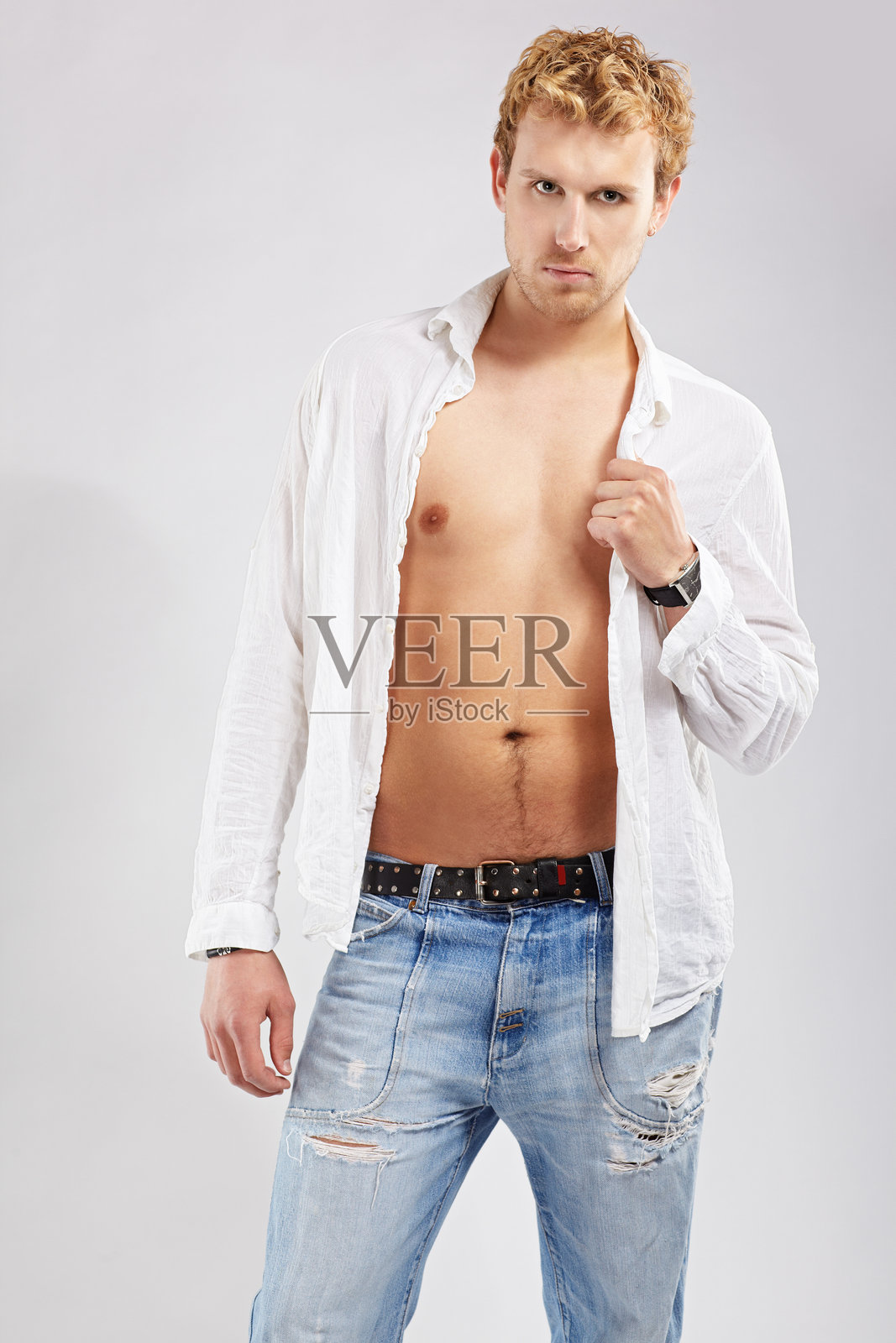 金发男子照片摄影图片