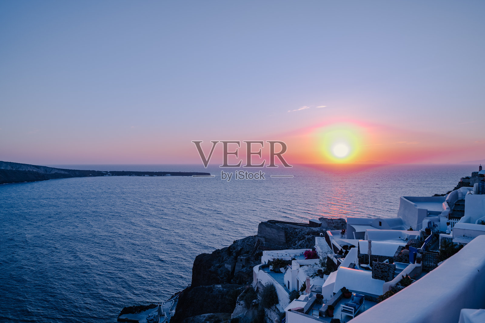 希腊圣托里尼岛的美丽度假胜地风光照片摄影图片