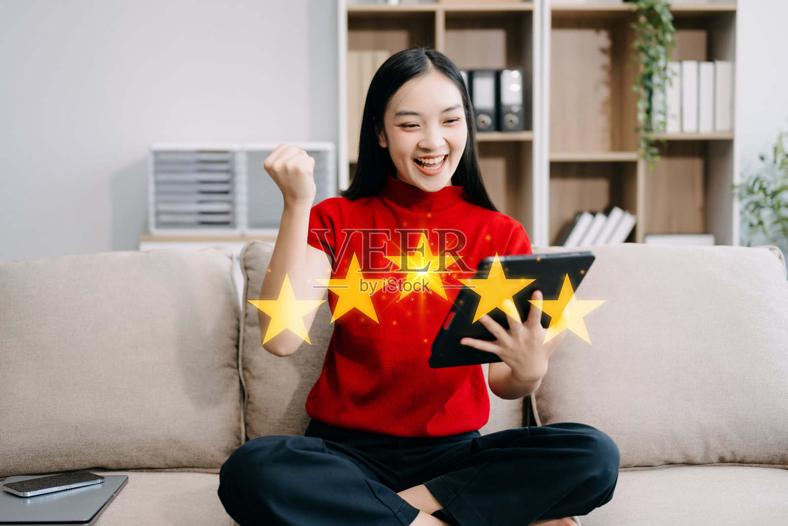 客户或顾客给五星好评，附有复制空间。照片摄影图片