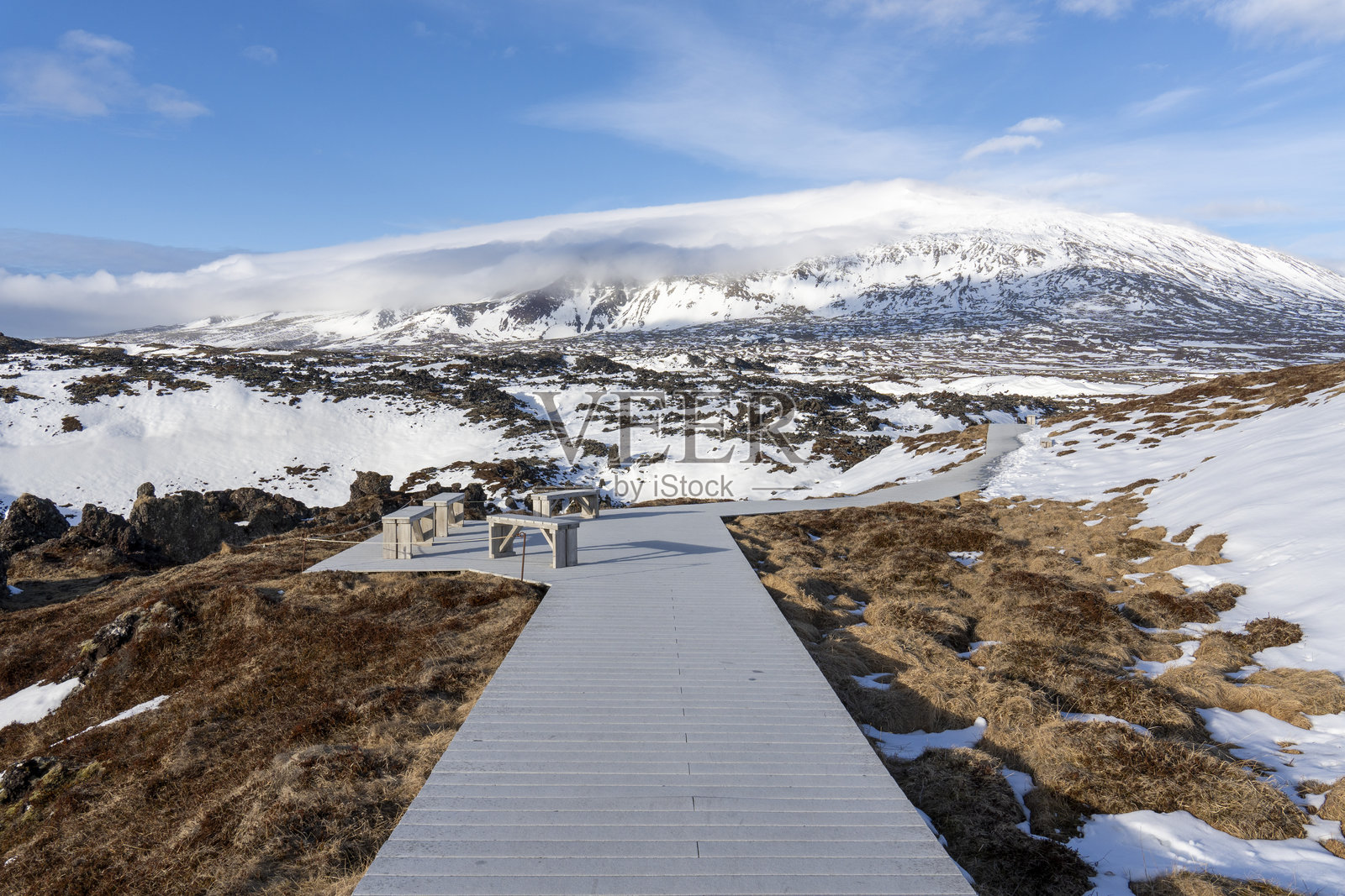 斯奈山半岛位于冰岛西部，博尔加峡湾以西。斯奈山半岛在冰岛的位置照片摄影图片