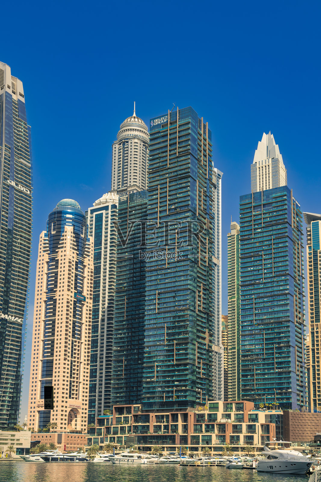 迪拜码头或马尔萨码头摩天大楼照片摄影图片