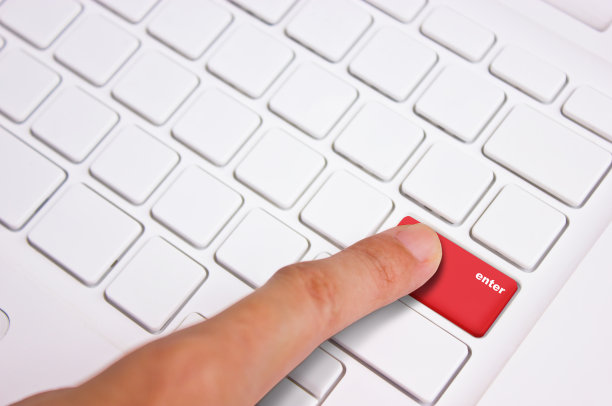 手指按键盘。图片下载