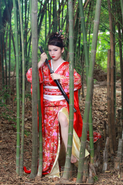 和服的女孩图片下载