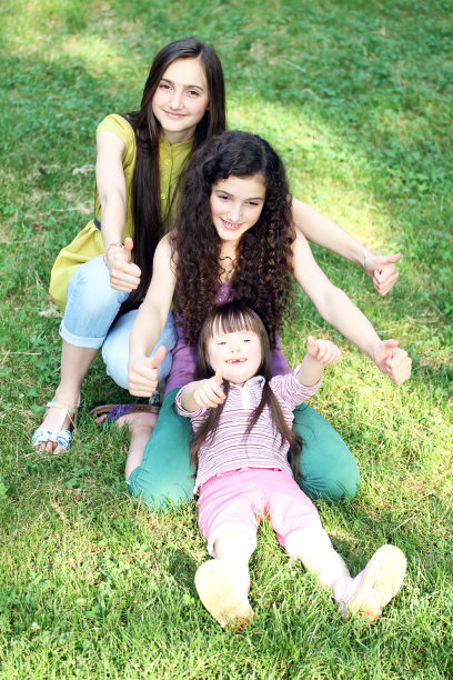 幸福的家庭图片下载