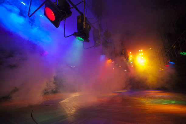 戏剧性的光线图片下载