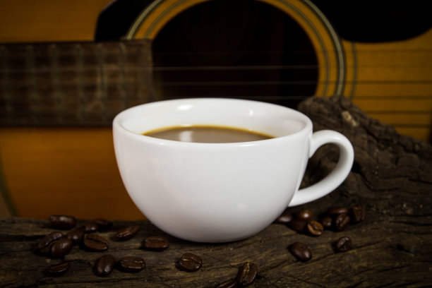 杯中的热咖啡图片下载