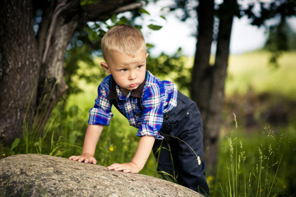 时尚的孩子图片下载