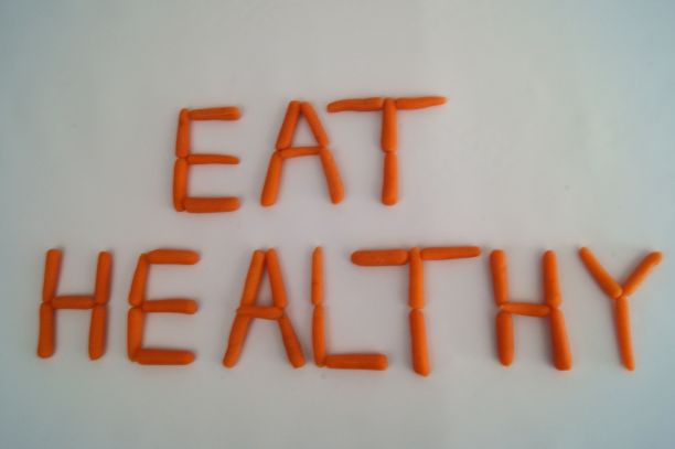 吃健康的胡萝卜图片下载