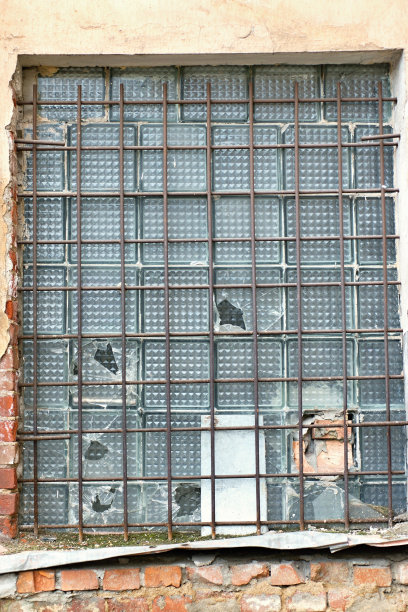 有格子的窗户图片下载