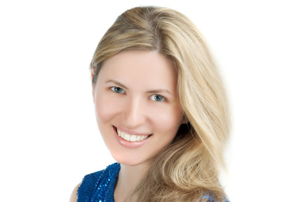 微笑的白人妇女图片下载