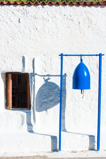 蓝色的教堂的钟图片下载