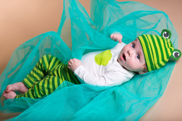 小男孩图片下载